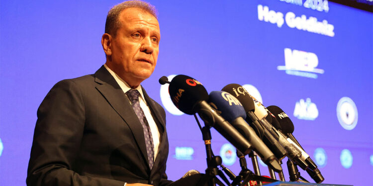 'Mersin Ekonomi Zirvesi' öncesi bilgilendirme toplantısı düzenlendi