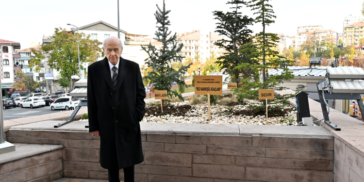 MHP Genel Merkezi önüne 'Biz kardeşiz' ağaçları dikildi