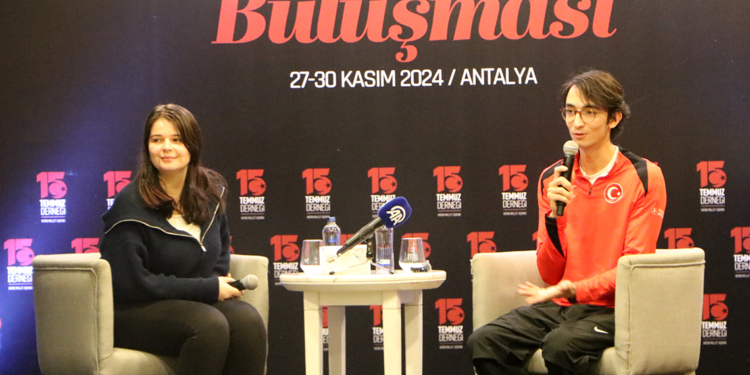 Mete Gazoz, Şehit Aileleri Buluşması'na katıldı