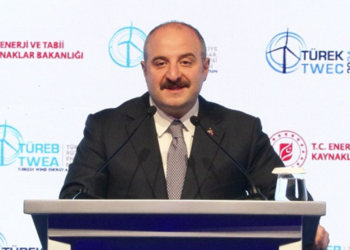 Mustafa Varank, Türkiye Rüzgar Enerjisi Kongresi'nde konuştu