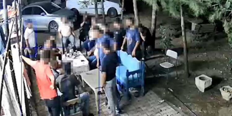 Narin Güran cinayetinde aile bireylerinin toplantı görüntüsü dava dosyasında