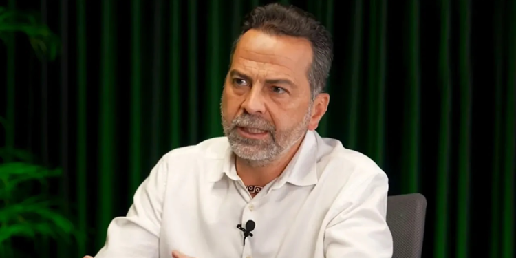 Nasuh Mahruki'nin tutukluluğuna ‘ifade özgürlüğü’ itirazı