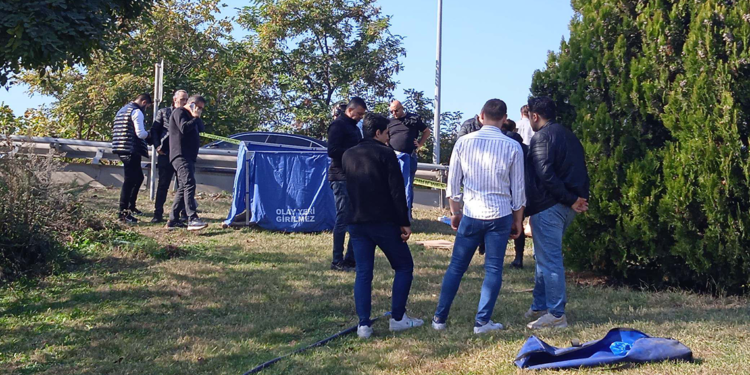 Pendik'te yol kenarında başından vurulmuş halde erkek cesedi bulundu