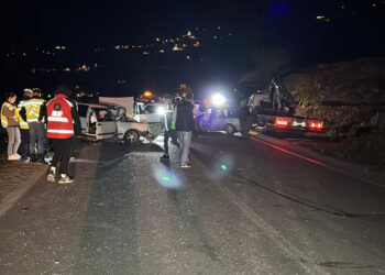 Rize'de 3 otomobil çarpıştı: 2 ölü, 8 yaralı