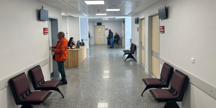 80 yaş üstü hastalara randevusuz muayene