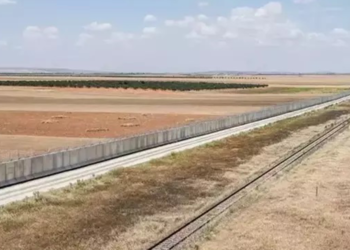 Sınırlı operasyon, rejim unsurlarının kaçmasıyla genişledi