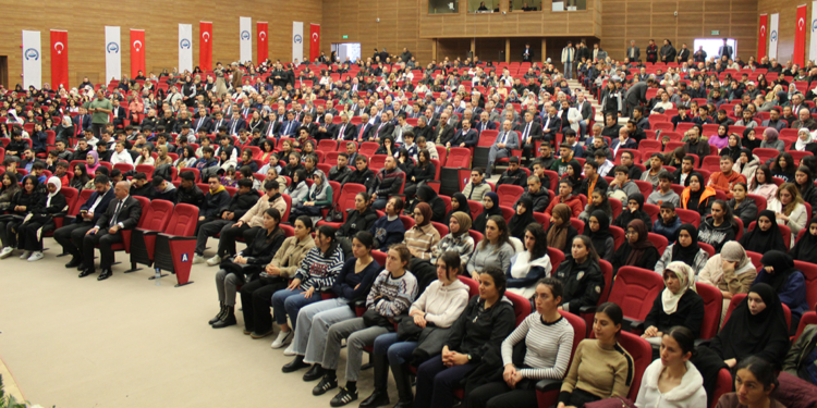 Somuncu Baba, 'Ruzi Vuslat-Kavuşma Günü' etkinlikleri ile anılıyor
