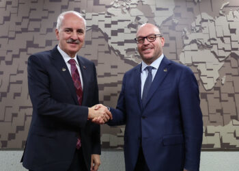 Numan Kurtulmuş, İtalya Temsilciler Meclisi Başkanı ile görüştü
