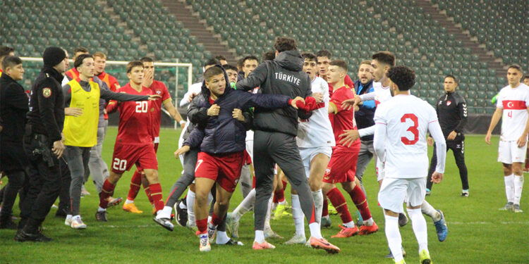 Türkiye U21-Sırbistan U21 maçının ardından arbede yaşandı