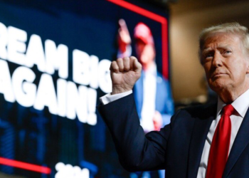 Trump, Beyaz Saray iletişim direktörü olarak Steven Cheung'u atadı