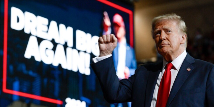 Trump, Beyaz Saray iletişim direktörü olarak Steven Cheung'u atadı