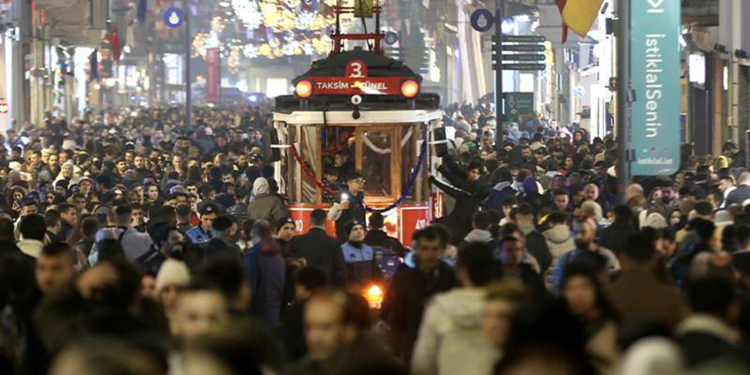 Türkiye 10 ayda 54,6 milyon ziyaretçi ağırladı