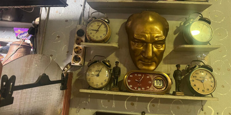 Ulu Önder'i babasının mirası kahvehanede yaşatıyor