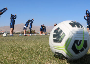 Yüksekova Spor Kulübü Kadın Futbol Takımı rakip tanımıyor