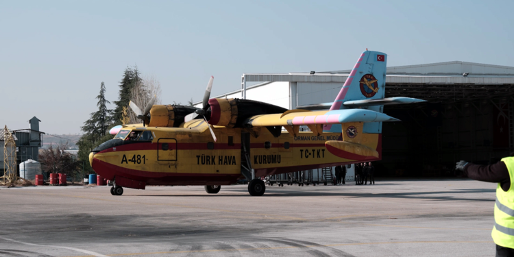 Yangın nöbetinden dönen 'Ateş Kuşları' bakıma alındı