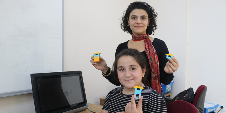 Yapıların depreme dayanıklılığını ölçen sensör yaptılar