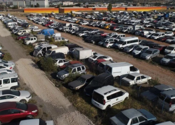 Yediemin otoparklarındaki 15 bin araç satışa çıkıyor