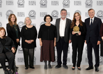 'Yılın Kadın Yazarı Ödülü’ kazananı Meral Karamuk Uğurşan oldu