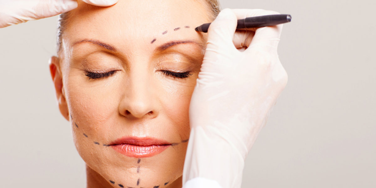 Yüz germe operasyonlarındaki yeni teknikler, izi azaltıyor