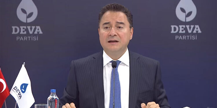 Asgari ücret TÜİK enflasyonuyla değil, gerçek enflasyonla belirlenmeli