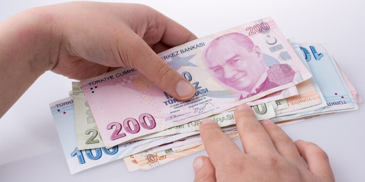 2025 yılı için tespit edilecek asgari ücret insanlık onuruyla bağdaşmalı