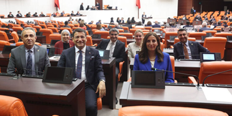 Mülakatta elenen öğretmenler için kanun teklifi