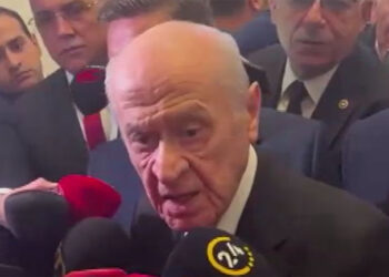 Devlet Bahçeli soru soran gazeteciyi azarladı