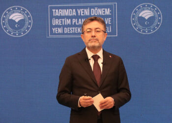 Meclis çatısı altındaki şiddet gösterisini kınıyorum