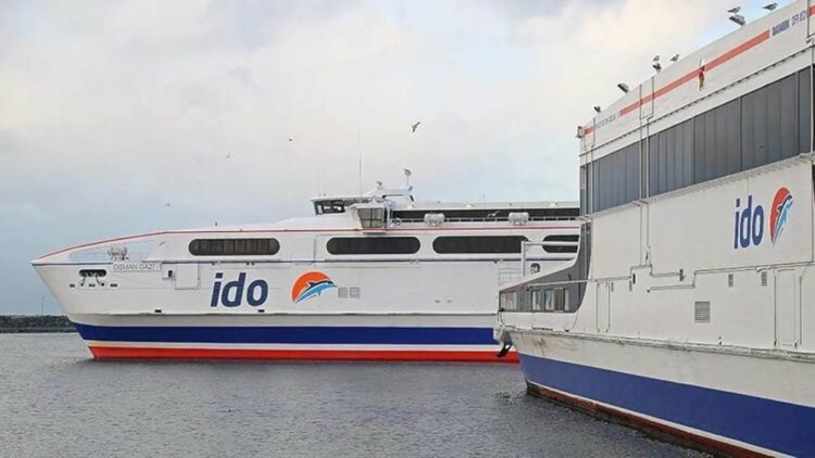 Lodos nedeniyle deniz ulaşımında aksama