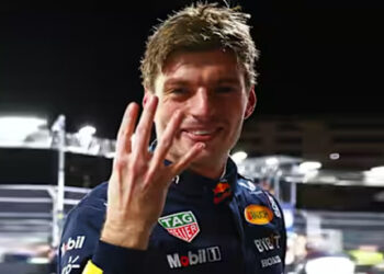 Max Verstappen 4'üncü şampiyonluğunu ilan etti