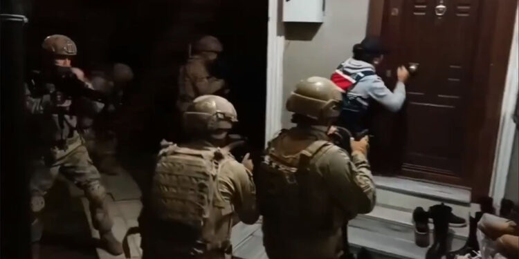 Gürz-26 operasyonlarında 54 şüpheli yakalandı