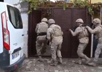 Batman'da sosyal medyada terör propagandasına 4 gözaltı