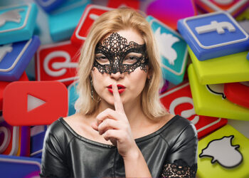 Toplumun iki yüzü: Sosyal medya maskeli balo