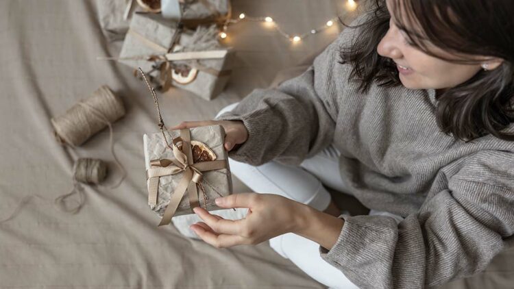 Hediye kabul etme ve reddetme