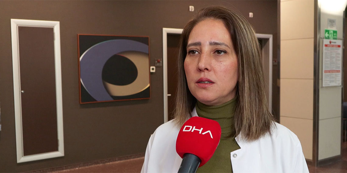 Göz Hastalıkları Uzmanı Doç Dr. Ayşe Sevgi Karadağ, "Sağlık Bakanlığı verilerine göre, Türkiye'de 4 bin 119 hasta kornea bağışı bekliyor" dedi.