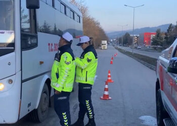 2 milyon 835 bin araçta denetim; 459 bin sürücüye ceza