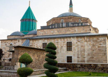 2024'te Konya Mevlana Müzesi'ni 2 milyon 634 bin kişi ziyaret etti