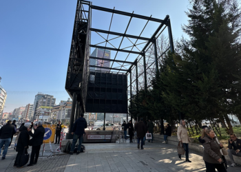 ABB'nin Güvenpark'a diktiği reklam panosu, yargıya taşındı