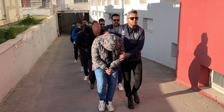 Adana merkezli 4 ilde yasa dışı bahis operasyonu