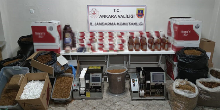 Ankara'da kaçak alkol ve tütün operasyonu