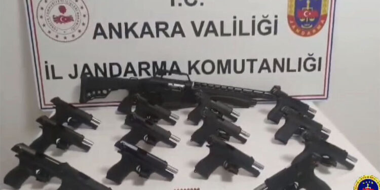Ankara'da yasa dışı silah ticareti operasyonu: 2 gözaltı