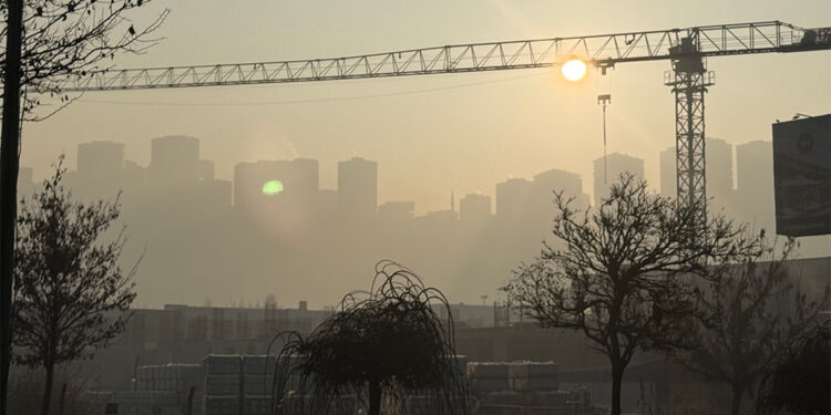 Ankara'da yoğun sis; Sürücüler zor anlar yaşadı