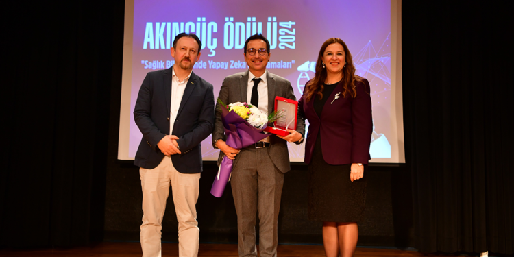 Akıngüç Ödülleri, düzenlenen törenle sahiplerini buldu