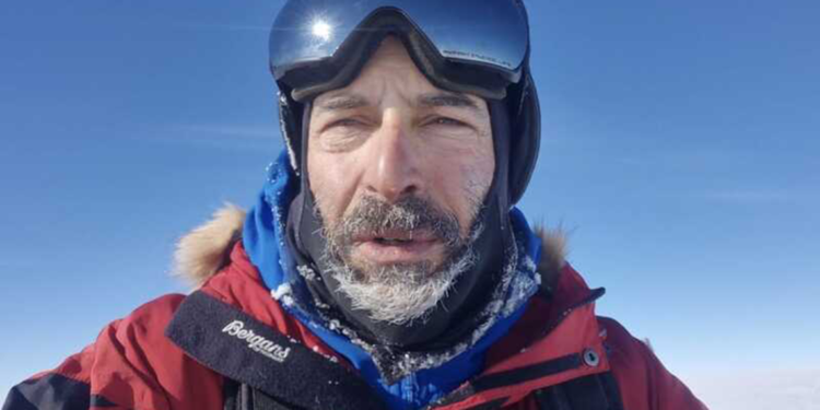 Ali Rıza Bilal, Antarktika'ya uzanan yolculuğunda yolu yarılamak üzere