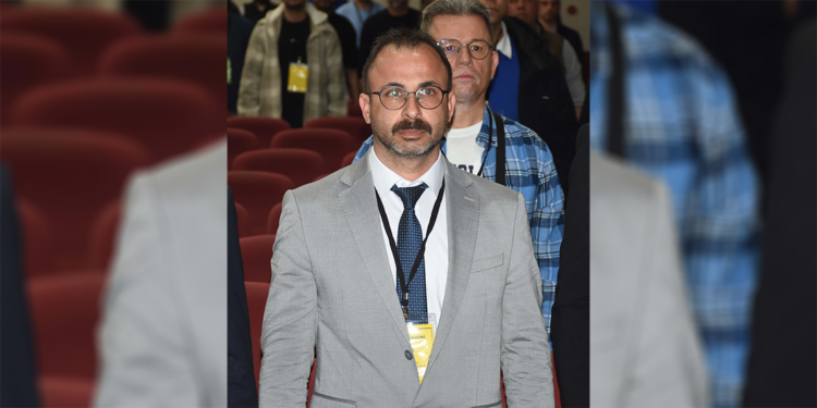 Altay taraftarı, Süleyman Özkaral'ı istifaya davet etti