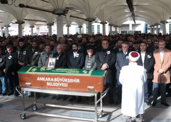 Ankaralı Turgut son yolculuğuna uğurlandı