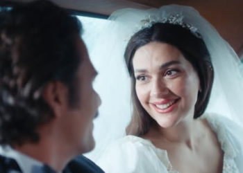 Annem Ankara'da Bergüzar Korel, 90'lar gelini oldu