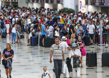 Antalya 16,6 milyonu aştı; tüm zamanların turist rekoru kırıldı