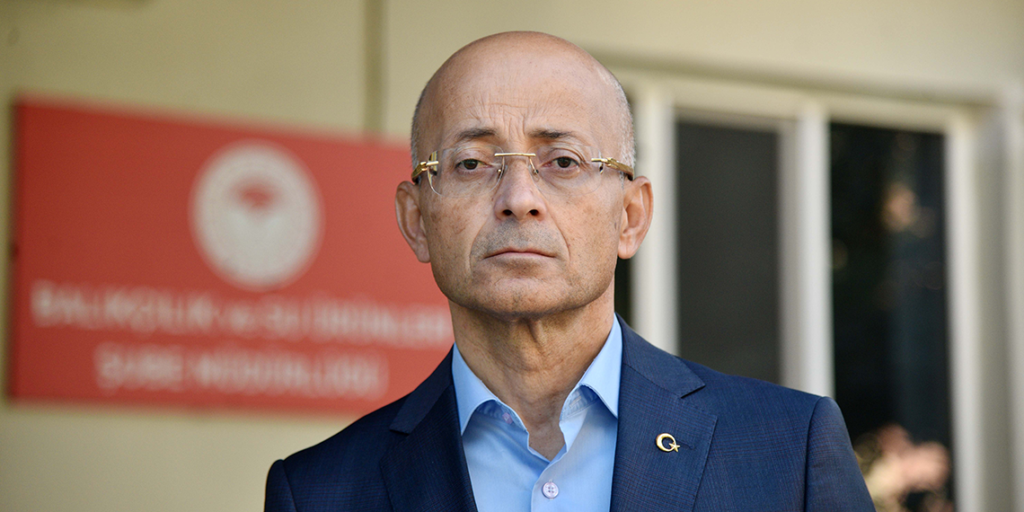 Antalya'da balon balığı avcıları 747 bin 544 lira kazandı