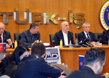 Asgari ücret enflasyona sebep değil